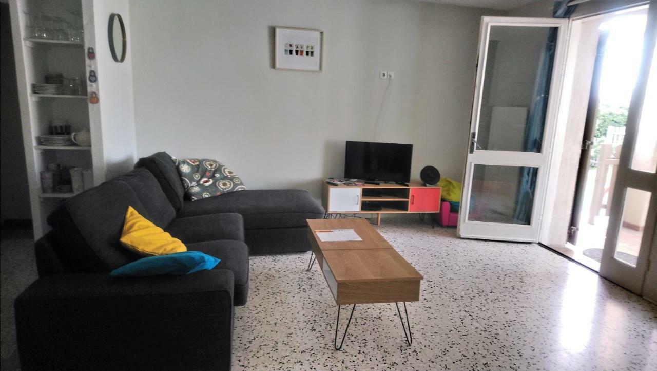 Maison Lauris Extérieur photo